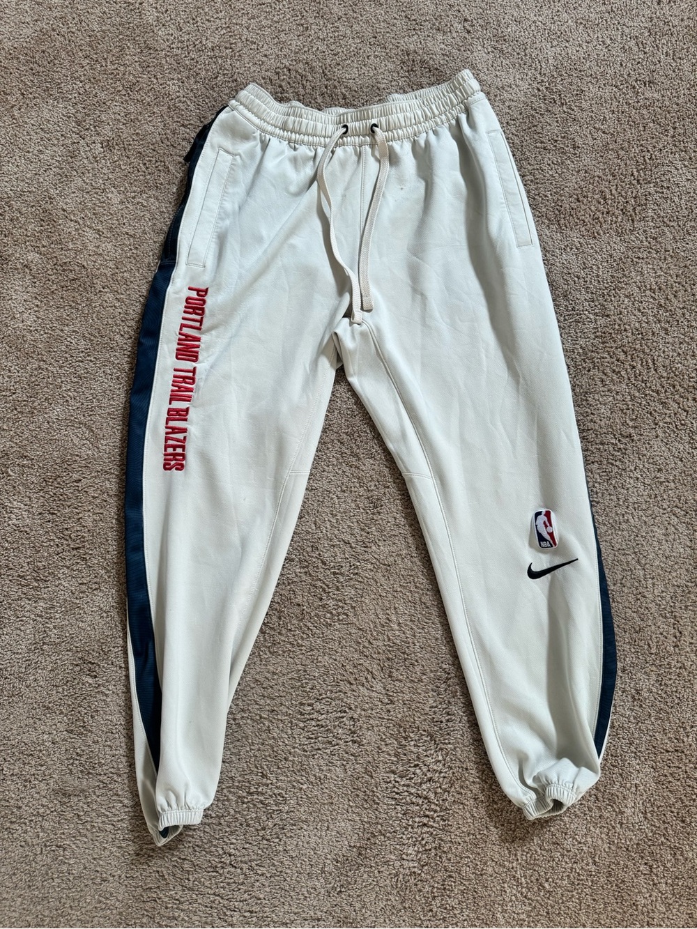 Nike DriFit Portland Trail Blazers Cream and Grey Sweatpants Large Sweats